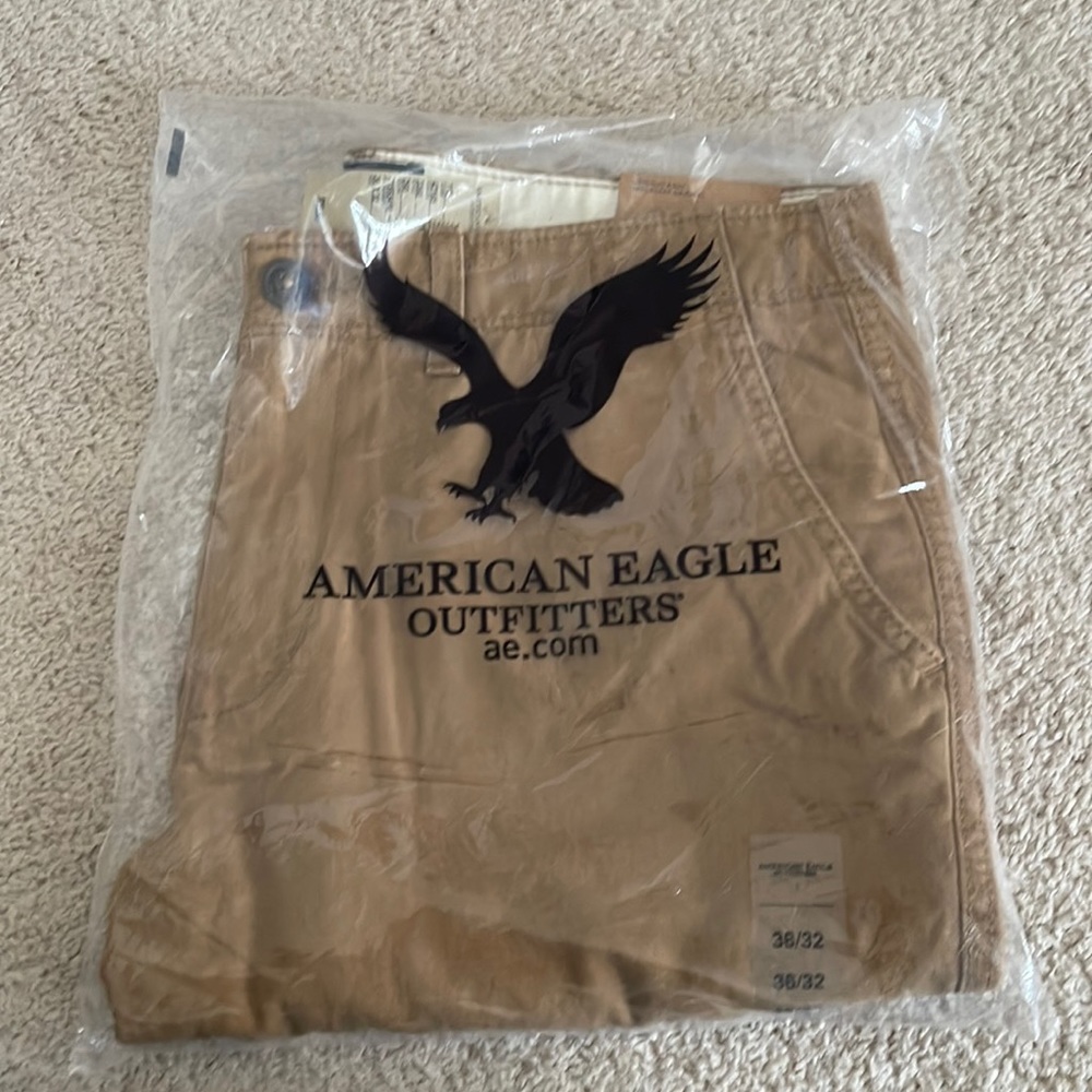American Eagle Men’s Khaki Pants 36/32 brand new still in plastic